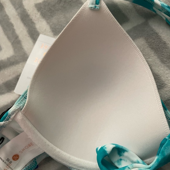 NWT Shade & Shore Tie Dye Bikini Top - Picture 4 of 4